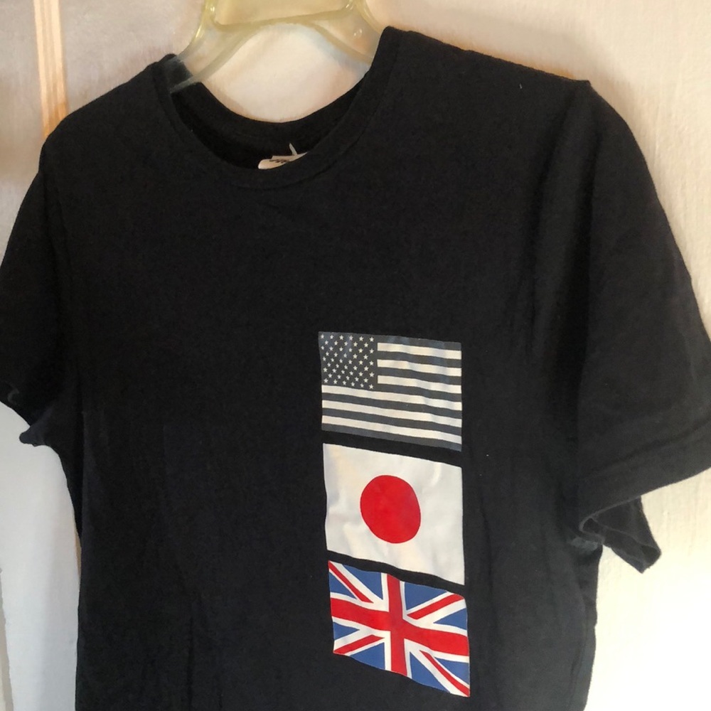 Heist MNS T-shirt Size Small Made In Turkey